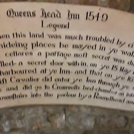 Queens Head Inn Monmouth Esterno foto